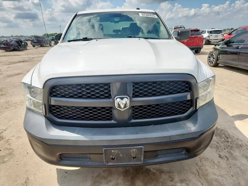 2016 RAM 1500 ST  