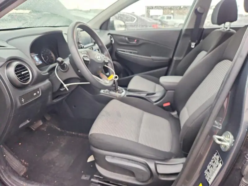 2020 HYUNDAI KONA SE  