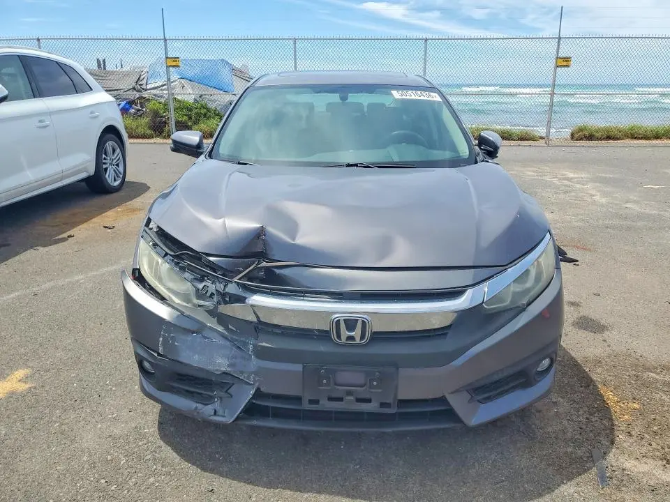 2017 HONDA CIVIC EX  