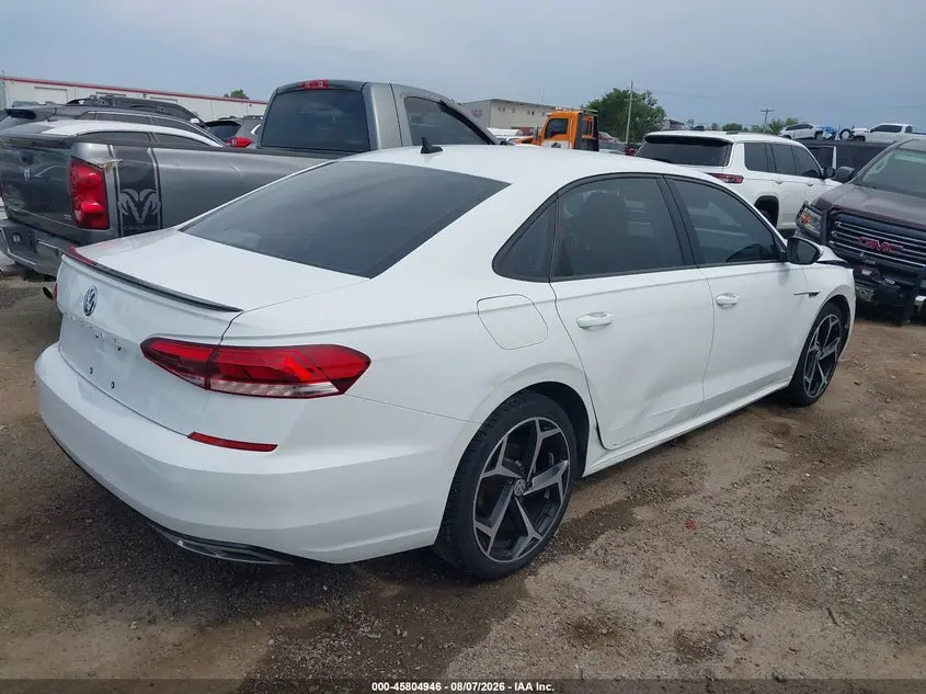 2020 VOLKSWAGEN PASSAT 2.0T R-LINE