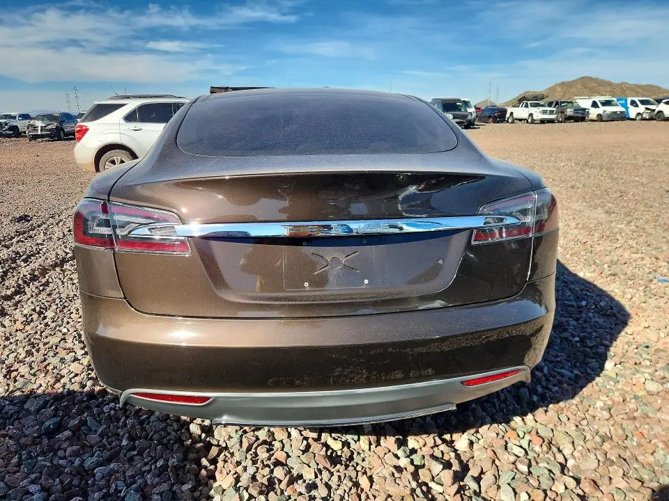 2013 TESLA MODEL S   