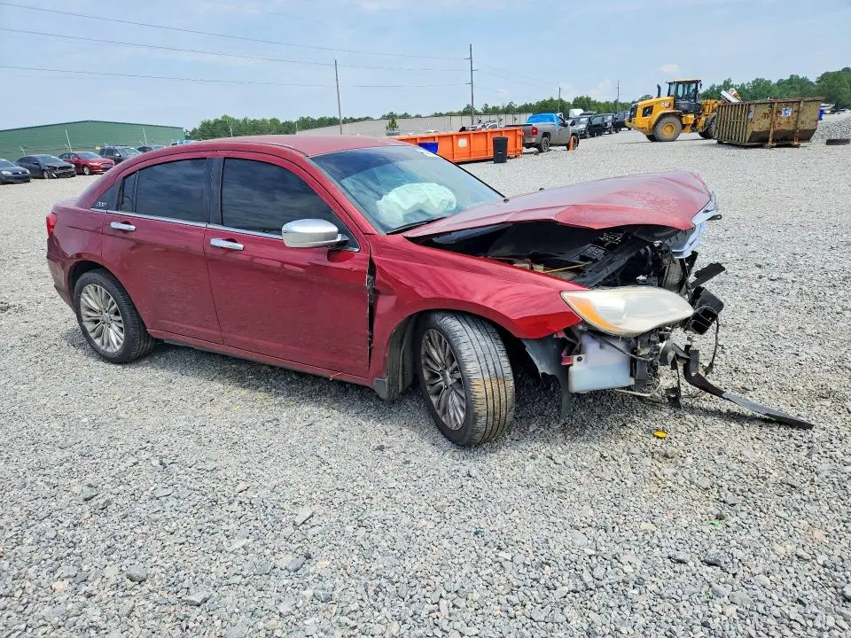 2013 CHRYSLER 200 LX  