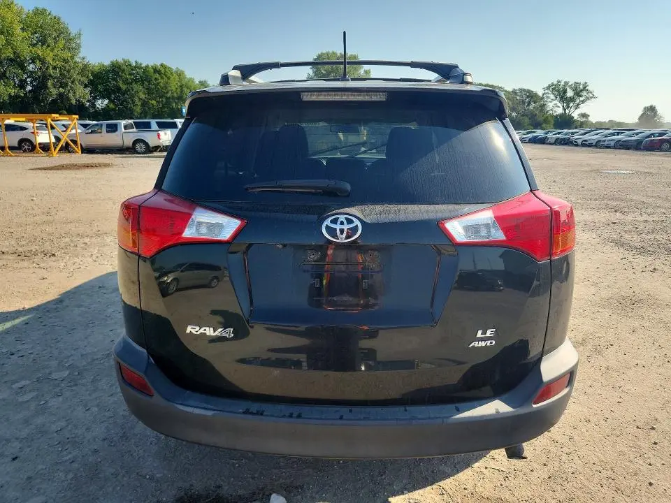 2013 TOYOTA RAV4 LE  