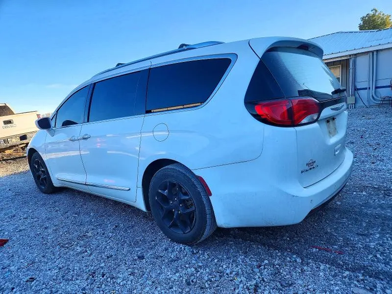 2017 CHRYSLER PACIFICA TOURING L PLUS  