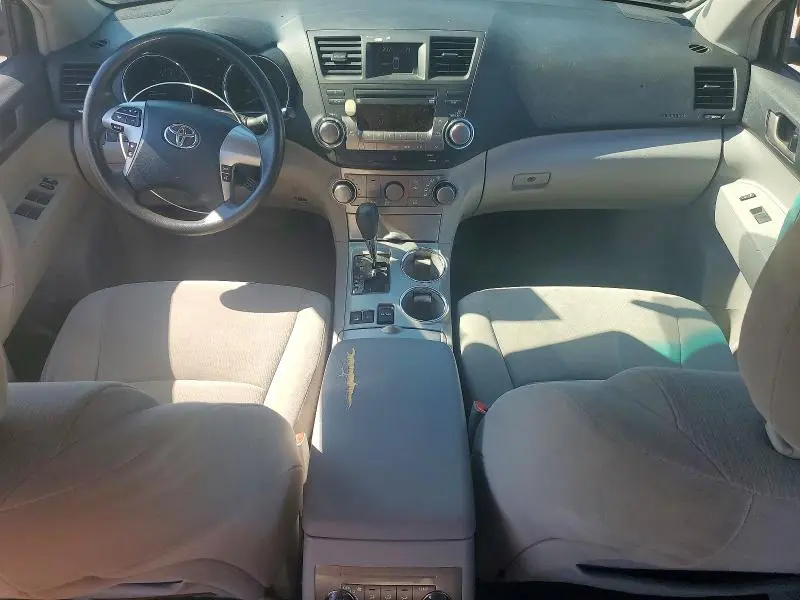 2011 TOYOTA HIGHLANDER BASE  