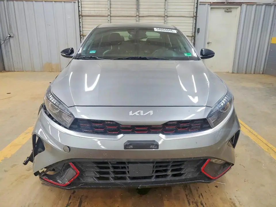 2022 KIA FORTE GT LINE  