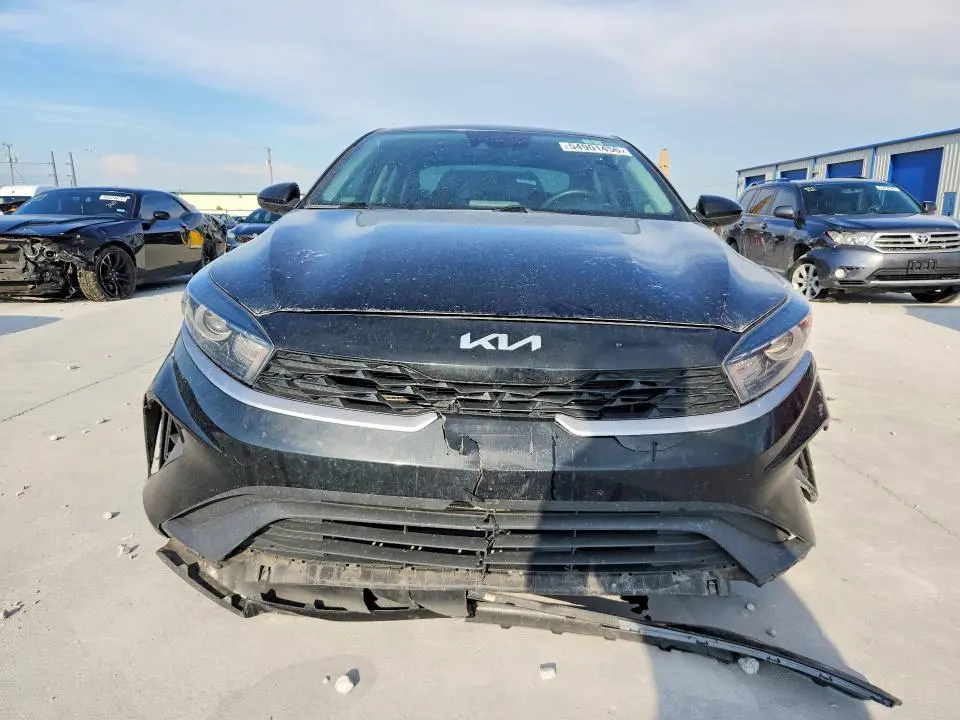 2022 KIA FORTE FE  