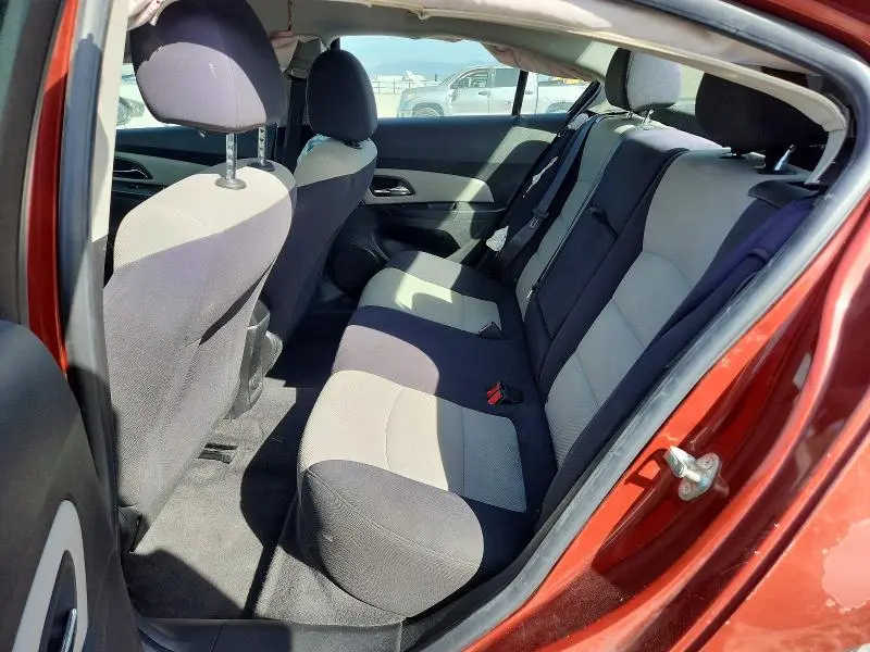 2012 CHEVROLET CRUZE LS  