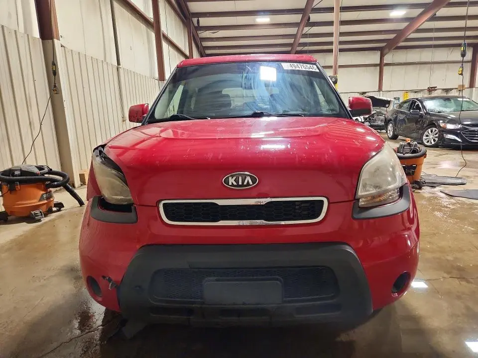 2011 KIA SOUL +  