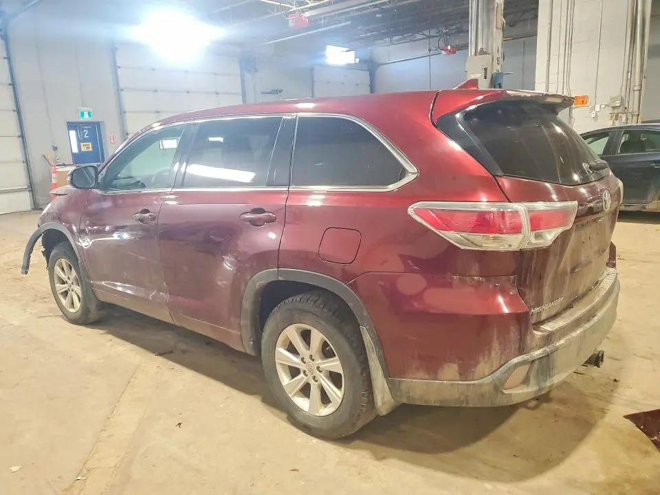 2016 TOYOTA HIGHLANDER LE  