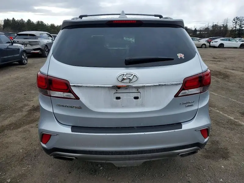2017 HYUNDAI SANTA FE SE  
