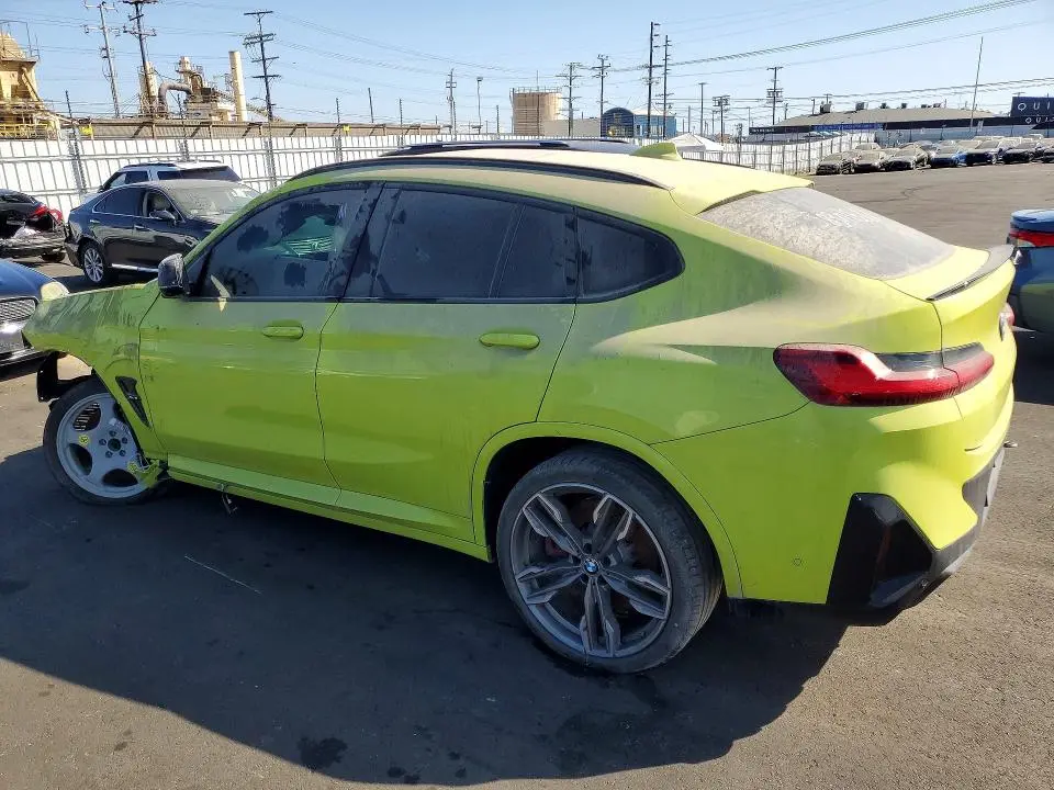 2023 BMW X4 M  