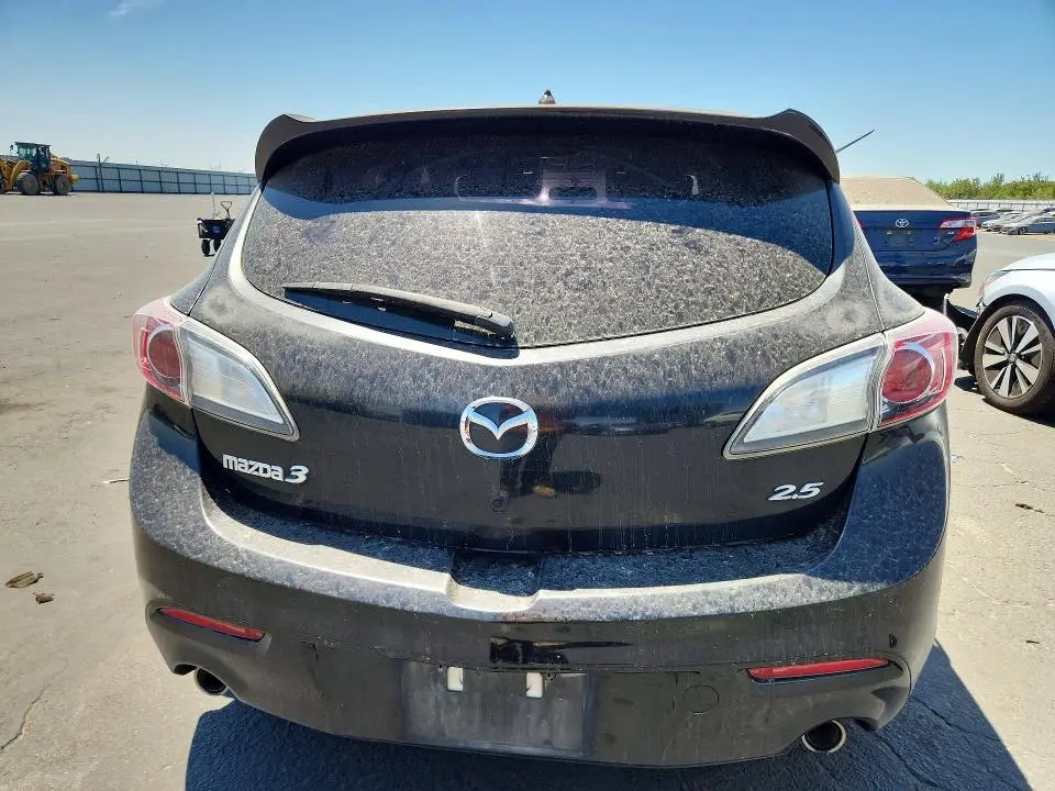 2011 MAZDA 3 S  