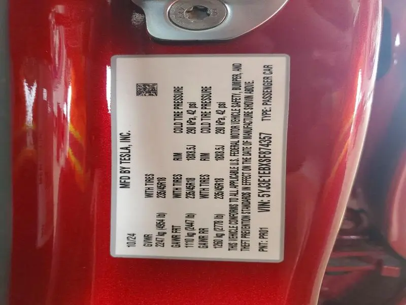 2025 TESLA MODEL 3   