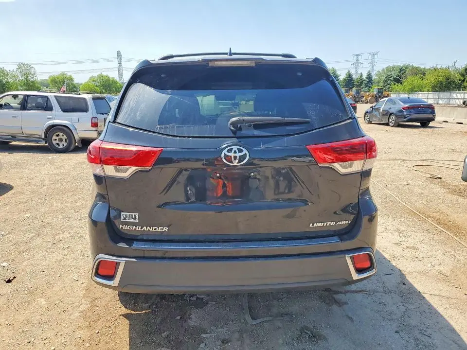 2019 TOYOTA HIGHLANDER LIMITED  