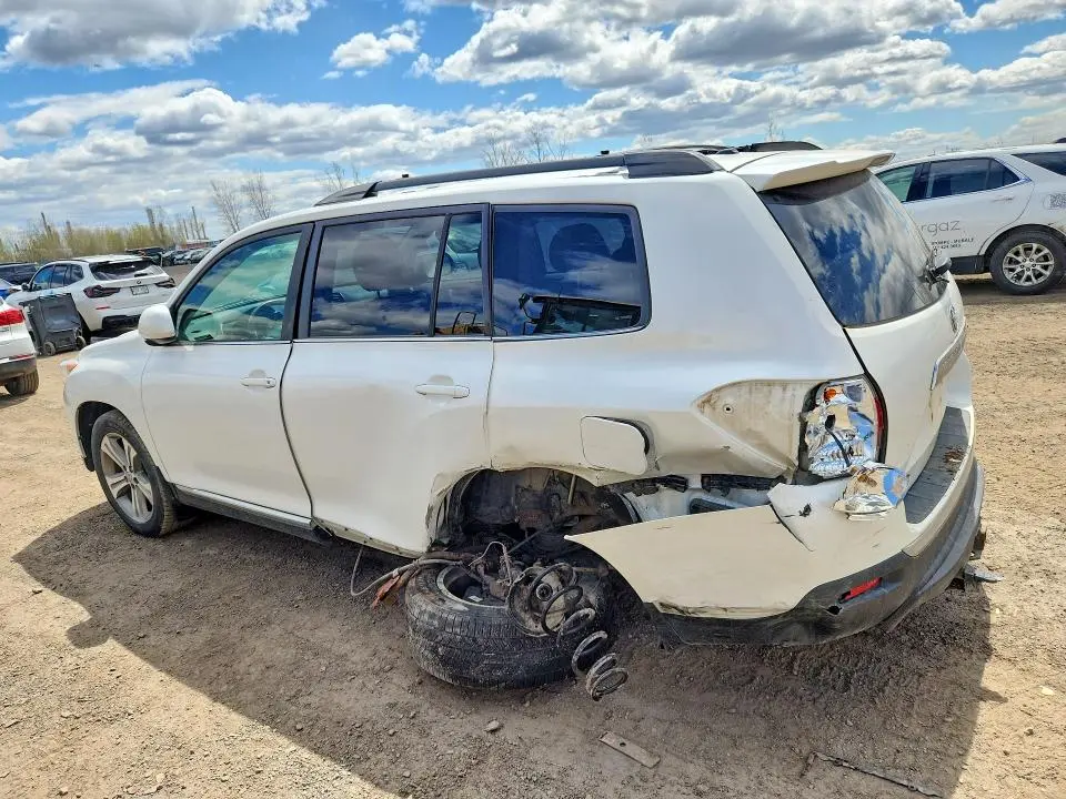 2011 TOYOTA HIGHLANDER BASE  