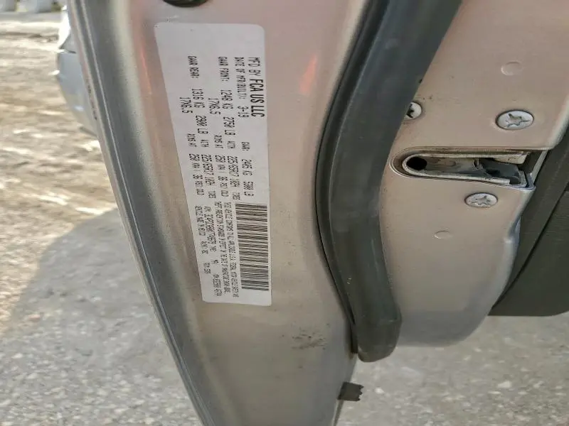 2019 DODGE JOURNEY SE  