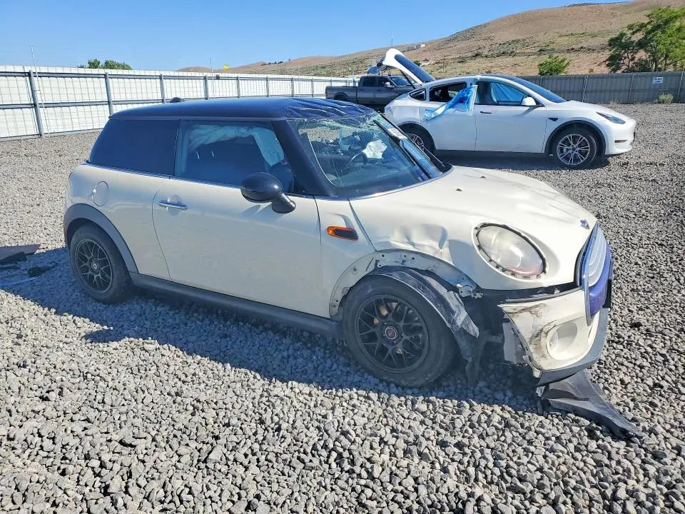 2015 MINI COOPER   