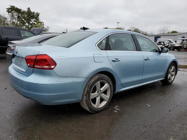 2012 VOLKSWAGEN PASSAT SE
