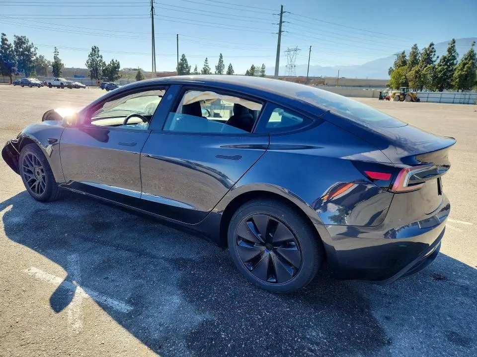 2024 TESLA MODEL 3   