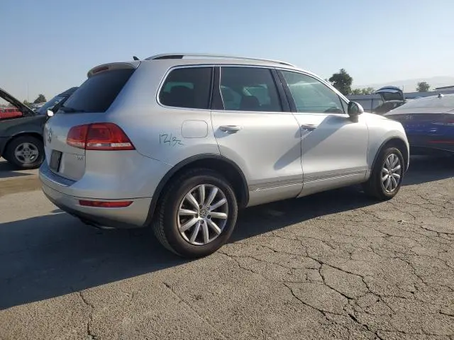 2012 VOLKSWAGEN TOUAREG V6  
