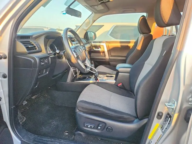 2014 TOYOTA 4RUNNER SR5  