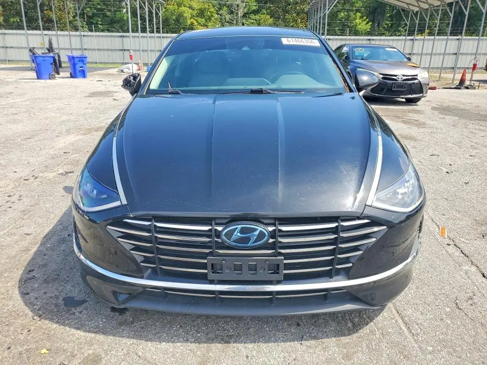 2020 HYUNDAI SONATA SE  