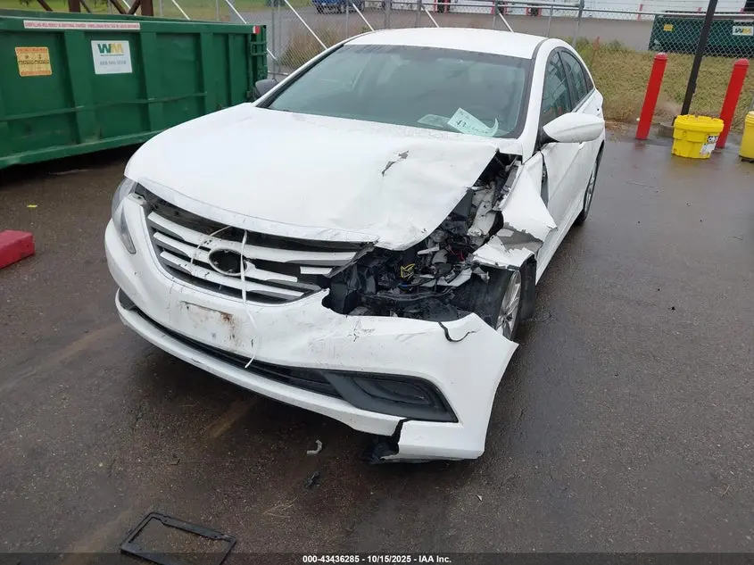 2014 HYUNDAI SONATA GLS