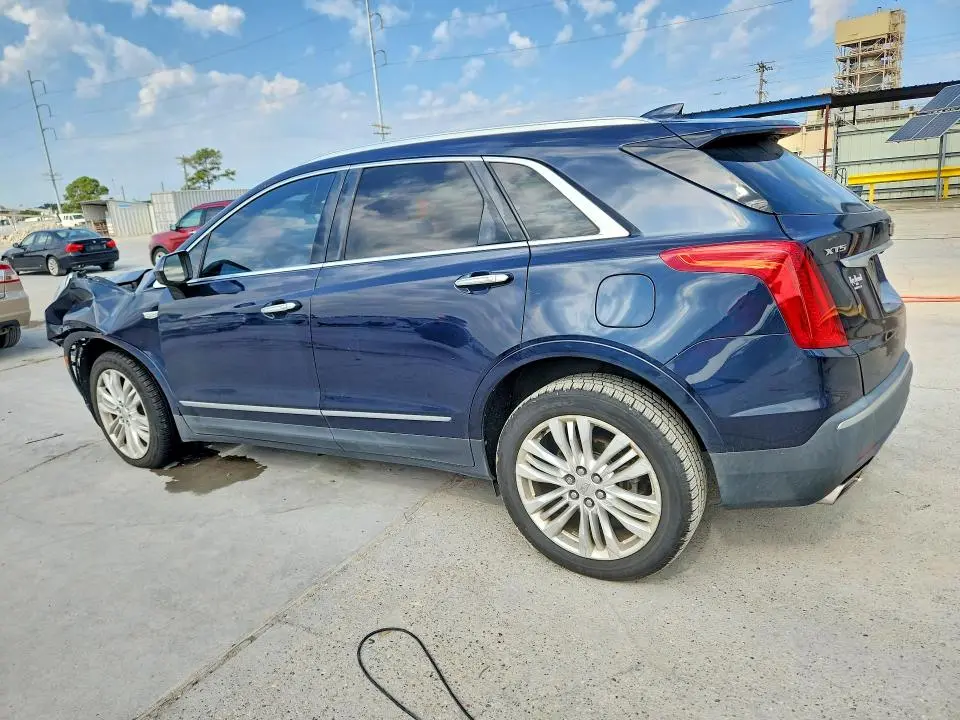 2017 CADILLAC XT5 PREMIUM LUXURY  