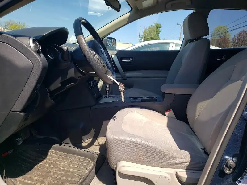 2012 NISSAN ROGUE S  