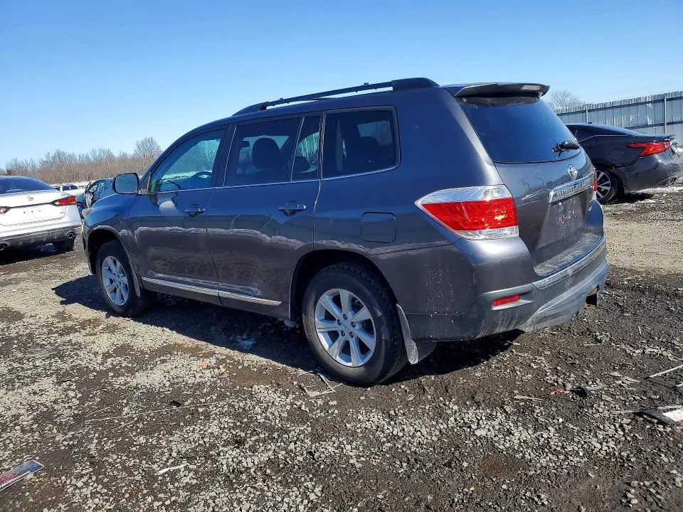 2013 TOYOTA HIGHLANDER BASE  