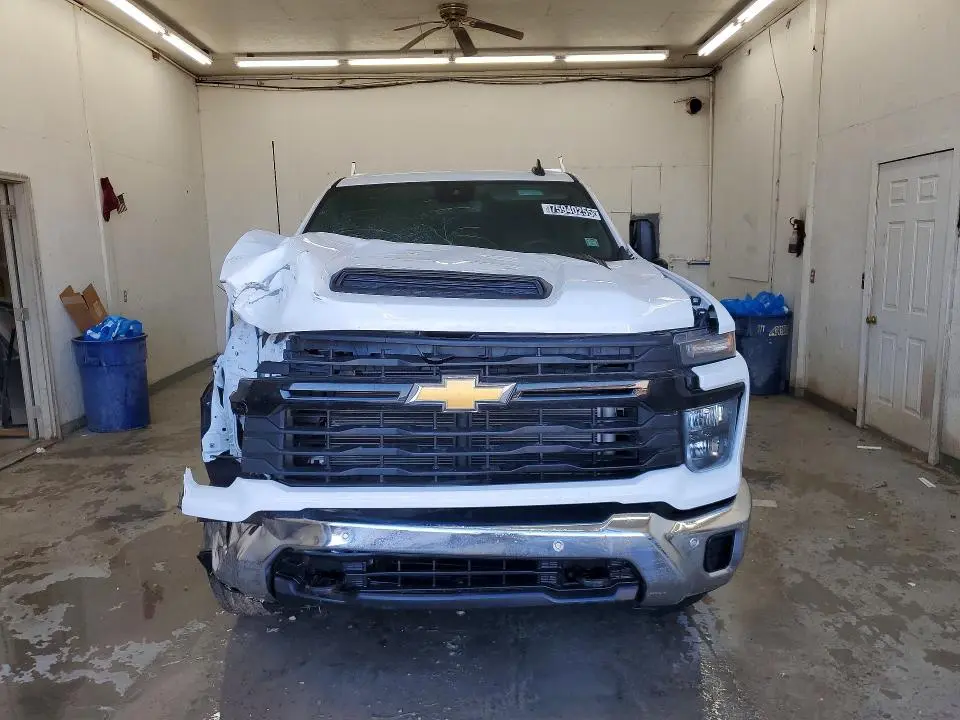2025 CHEVROLET SILVERADO C2500 HEAVY DUTY  