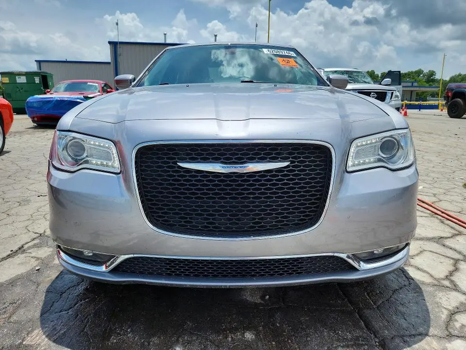2015 CHRYSLER 300 LIMITED  
