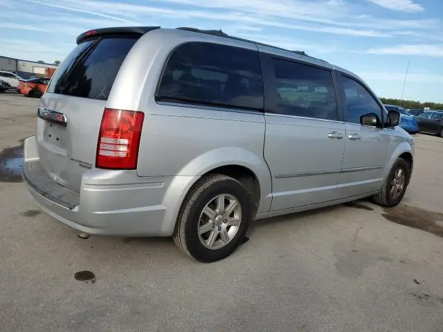 2010 CHRYSLER TOWN & COUNTRY TOURING  