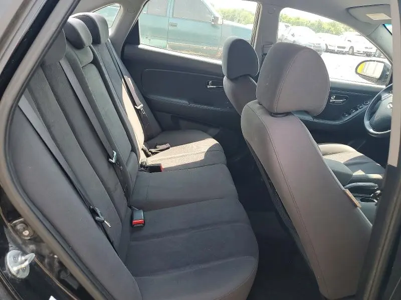 2010 HYUNDAI ELANTRA SE  