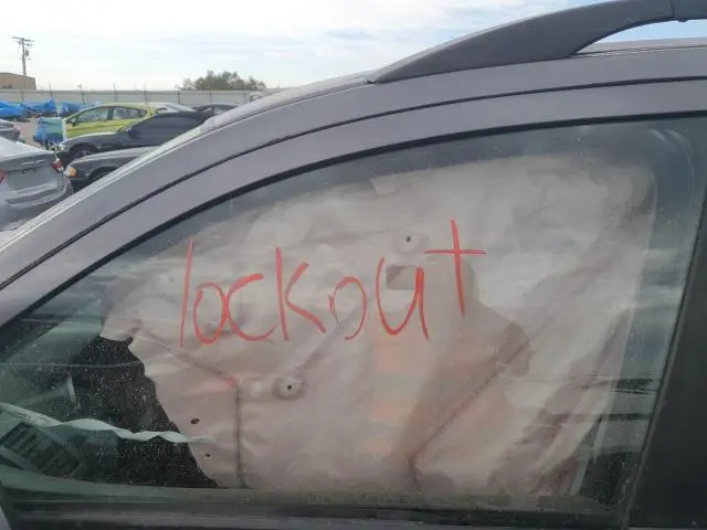 2011 MITSUBISHI OUTLANDER ES  