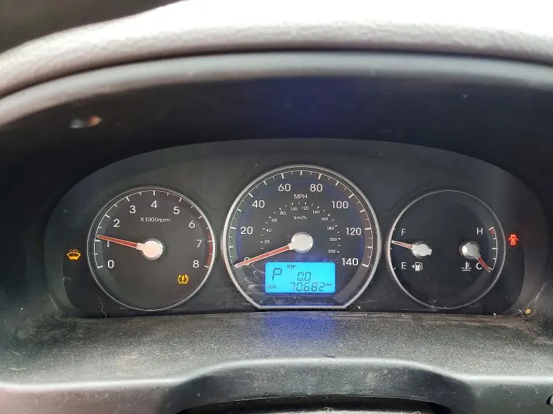 2012 HYUNDAI SANTA FE GLS  