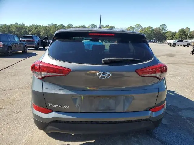 2018 HYUNDAI TUCSON SE  