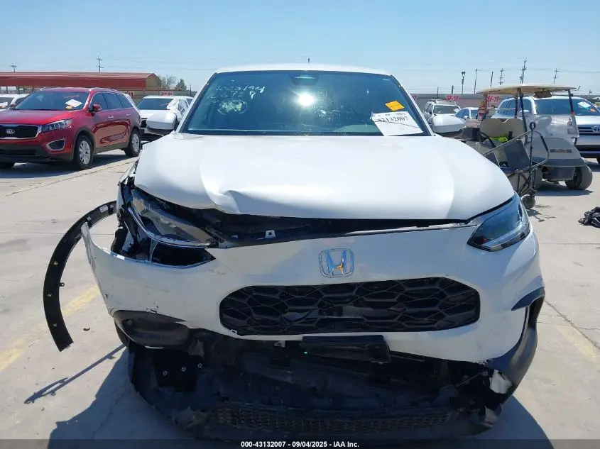 2025 HONDA HR-V 2WD LX