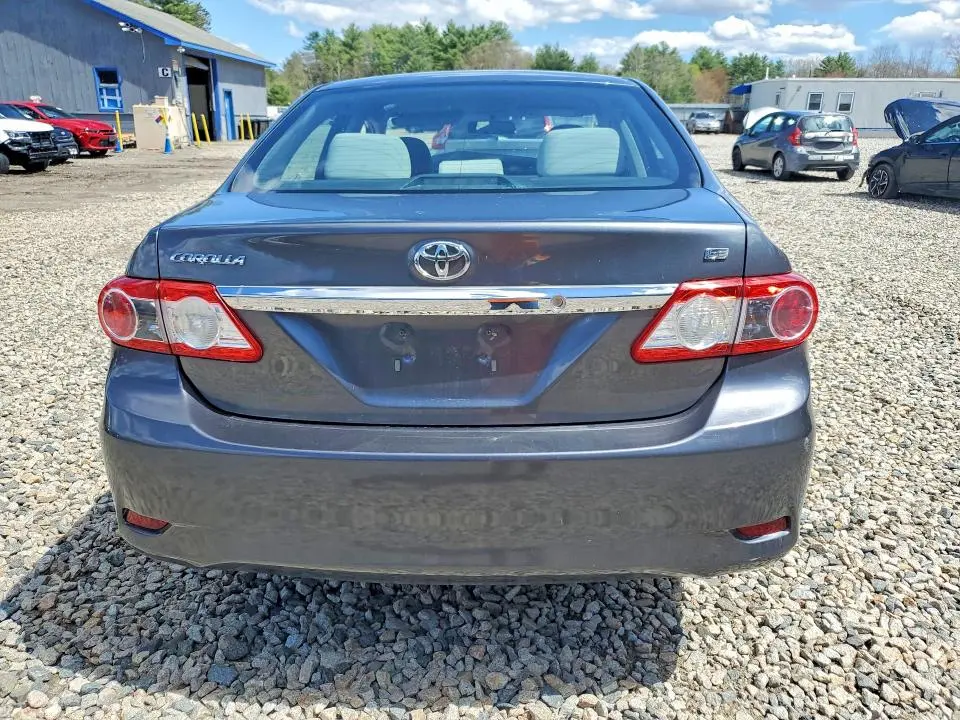 2011 TOYOTA COROLLA LE  
