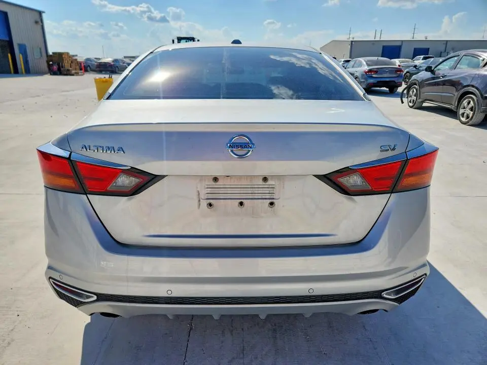 2019 NISSAN ALTIMA SV  
