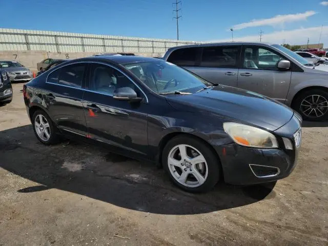 2012 VOLVO S60 T5  