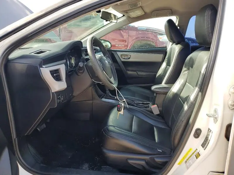 2016 TOYOTA COROLLA LE PLUS  
