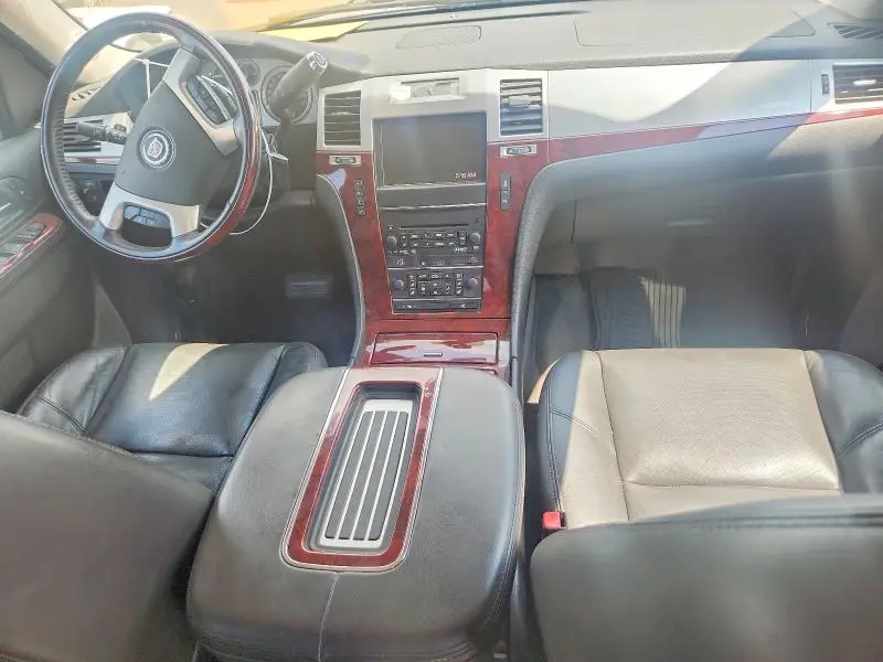 2012 CADILLAC ESCALADE   