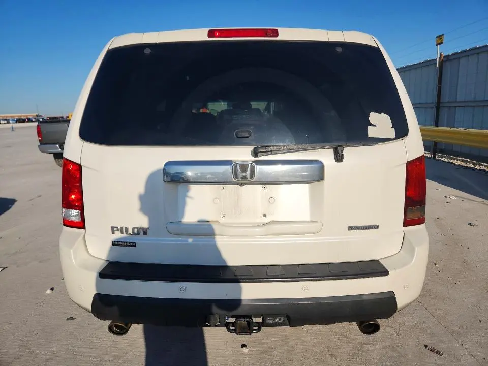 2011 HONDA PILOT TOURING  