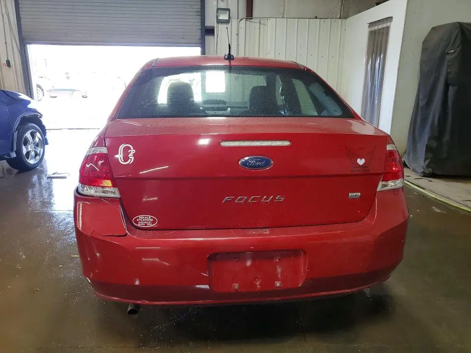 2010 FORD FOCUS SE  