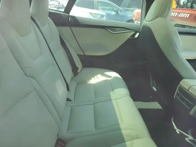 2020 TESLA MODEL S   