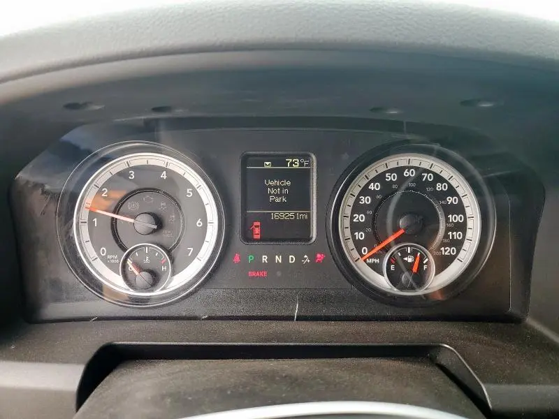 2014 RAM 1500 ST  