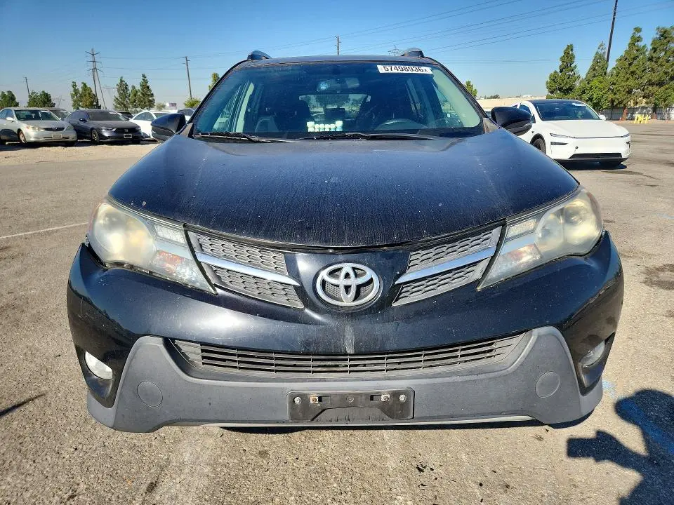 2014 TOYOTA RAV4 XLE  