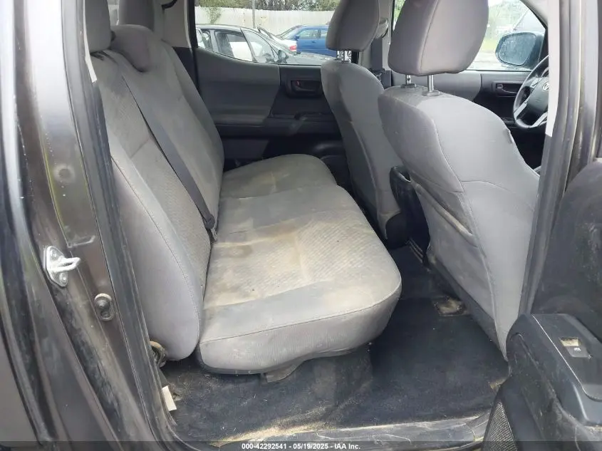 2022 TOYOTA TACOMA SR V6